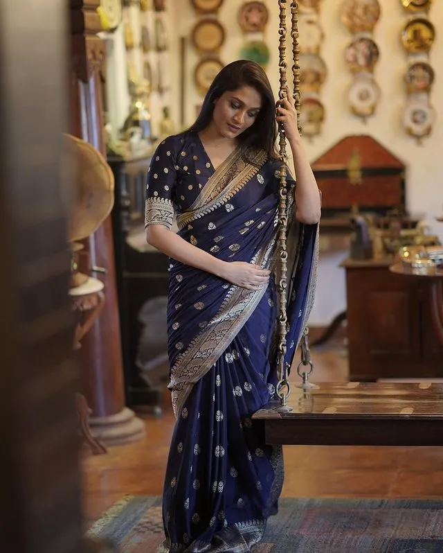 Fragrant Navy Blue Soft Silk Saree With Glittering Blouse Piece